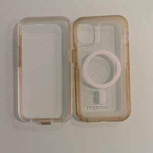 Pelican Clear Phone Case with MagSafe for Enhanced Protection iphone 14
